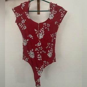 Guess bodysuit